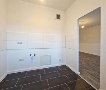 Hier entsteht Dein neuer Wohntraum - wir renovieren 2-Zimmer-Wohnung! - Photo 2