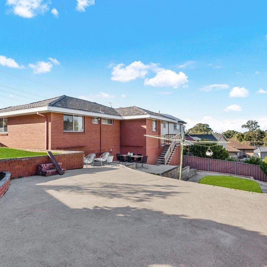 Winston Hills - Photo 1