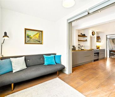 4 bedroom end of terrace house to rent - Photo 5