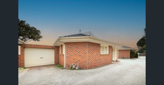 Position Perfect & Ready To Move In. - Photo 1