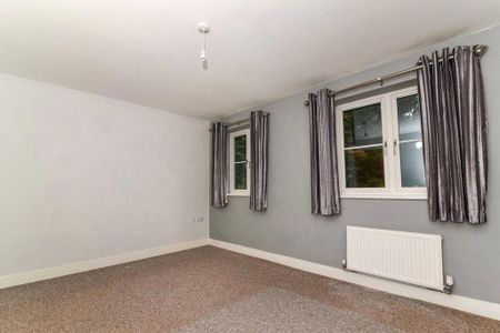 2 bedroom terraced house to rent - Photo 4