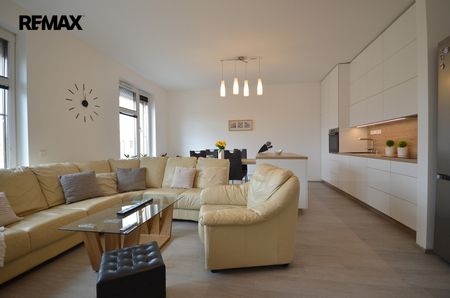 Pronájem bytu 3+kk 100 m² - Photo 2