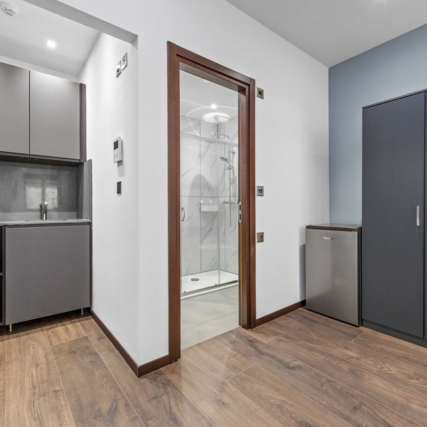 1 Bed Flat, Woodstock Road, NW11 - Photo 1