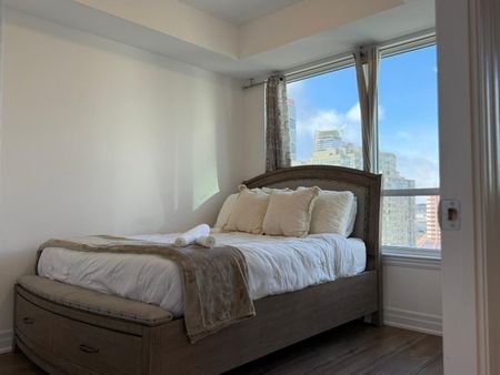 For Lease - 36 Elm Drive Unit# 1701, Mississauga, Ontario - Photo 4