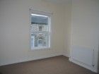 Newly refurbished 3 bed house - Photo 3