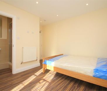 House share to rent - Photo 2