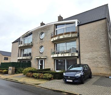 Comfortabel gelijkvloers appartement nabij het centrum - Photo 1