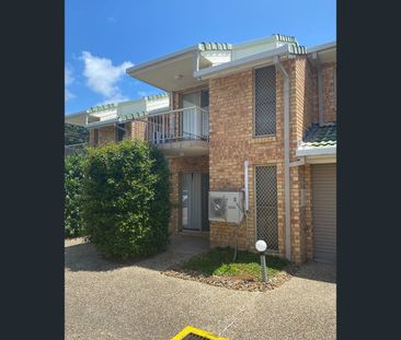 2/73-75 Toorbul Street, Bongaree, Qld 4507 - Photo 3