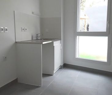 T4 AVEC BALCON ET PARKING - Photo 5