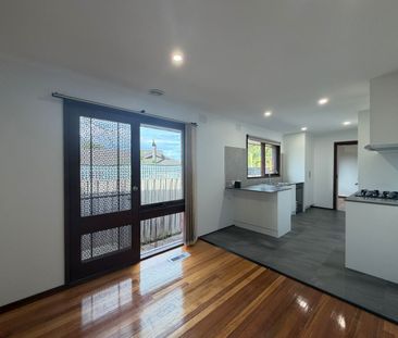 Renovated Family Living with Space, Comfort & Convenience - Photo 5