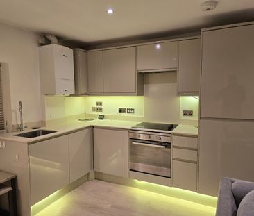 1 Bed Flat, London Court, RG1 - Photo 5