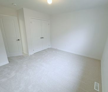 For Lease - 60 Baycroft Boulevard, Essa, Ontario - Photo 1