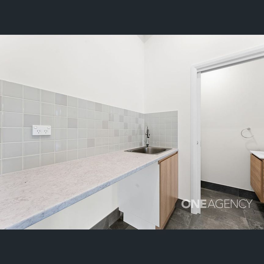 3 Whistlers Run, Albion Park, NSW 2527 - Photo 1