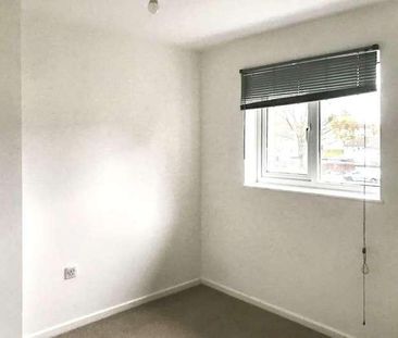 Lytham Gardens, Nottingham, NG5 - Photo 1