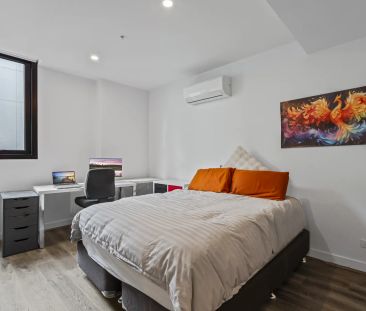Vibrant Inner-City Living with Exceptional Resident Facilities! - Photo 6