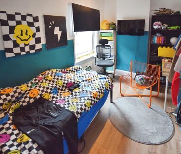 3 bedroom terraced house to rent - Photo 4