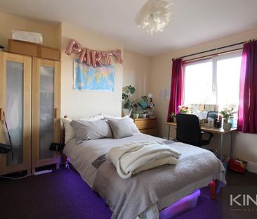 6 bedroom semi-detached house to rent - Photo 5