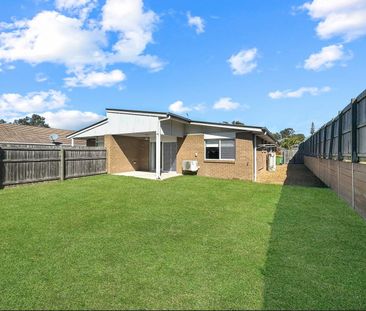 1/4 Radmila Court, Bellbird Park, Qld 4300 - Photo 2