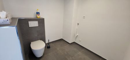Location Appartement 3 pièces 75m² VILLENEUVE LOUBET 06270 - Photo 2