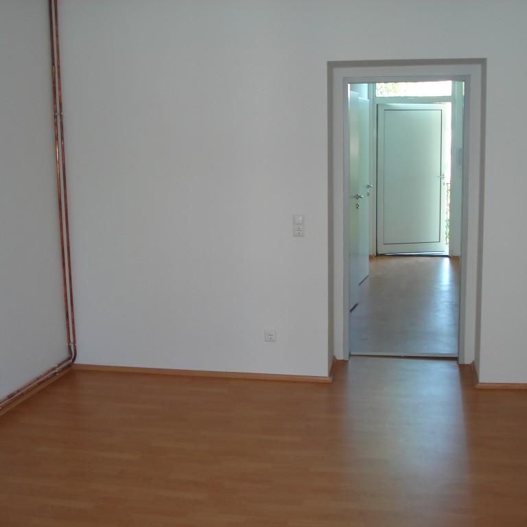 Gries – 80 m² – 3 Zimmer Wohnung – neue Einbauküche – WG fähig – wohnbeihilfenfähig - Foto 1