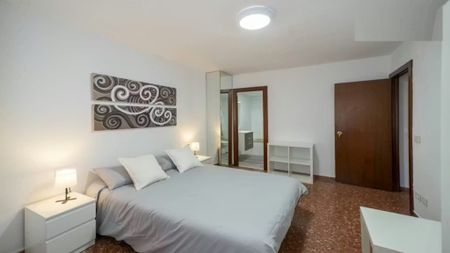 Carrer Emilio Lluch, Valencia, Valencian Community 46014 - Photo 2
