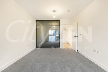 17 Pavana Square, London - Photo 4