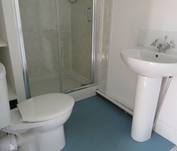 Broad Street - Photo 2