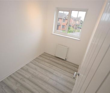 3 bedroom detached house to rent - Photo 3