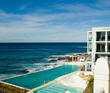 BEACHSIDE LUXURY HOME! - Photo 1