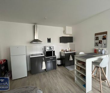 Location Appartement 1 pièce 37m² POITIERS 86000 - Photo 3