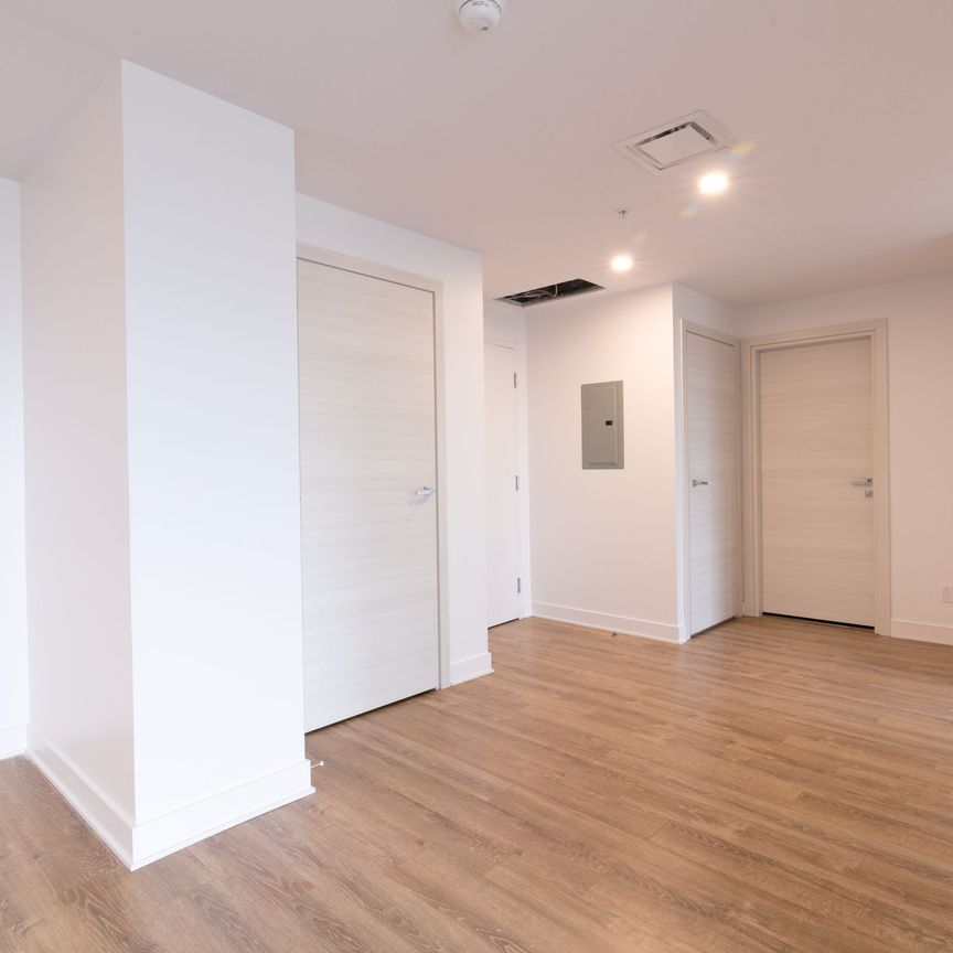 30 Saint-Joseph Est - Photo 1