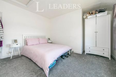 1 bedroom house to rent Barrack Street, Colchester, CO1 - Photo 2