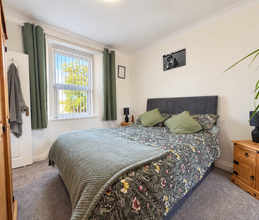 3 bedroom maisonette to rent - Photo 3