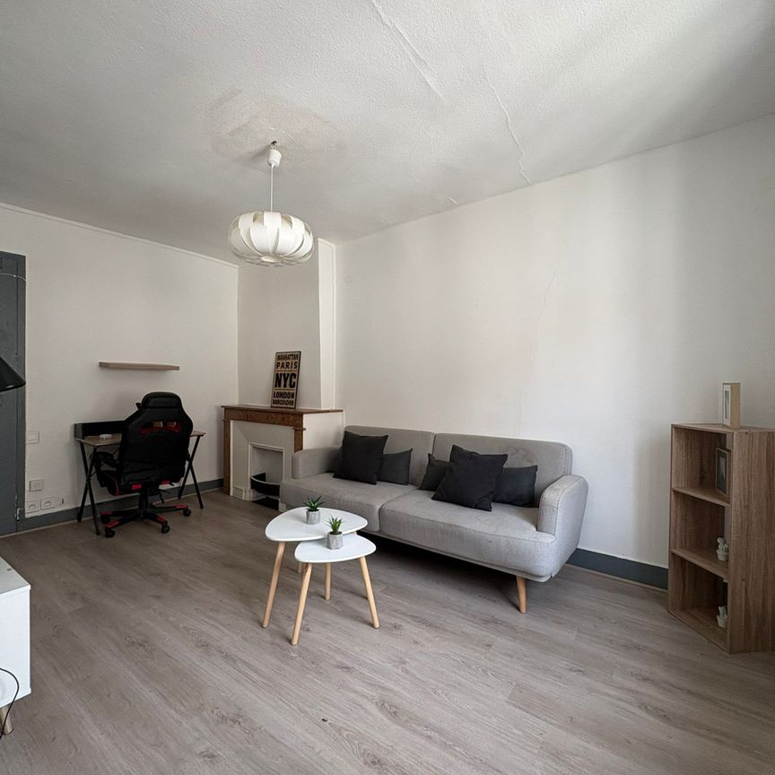Location Appartement 2 pièces 43m² ST ETIENNE 42000 - Photo 1