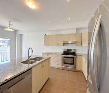 For Lease - 193 BALIKUN Heights, Kanata, Ontario - Photo 4