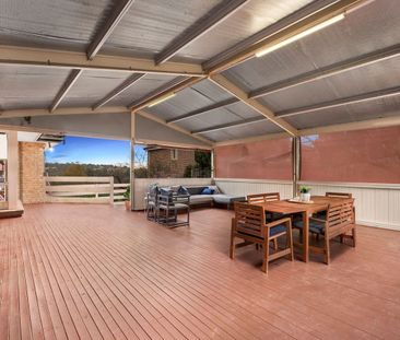 Fantastic family home with beautiful views - Photo 3