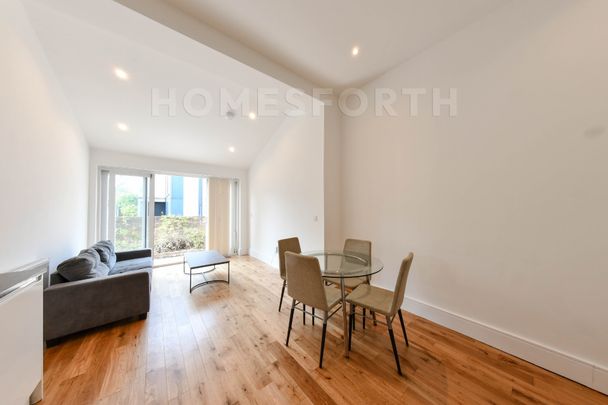 1 Bedroom Flat - Photo 1