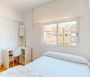 Piso de alquiler en Calle de las Conchas, 2, Ciudad Jardín - Tagare... - Photo 1