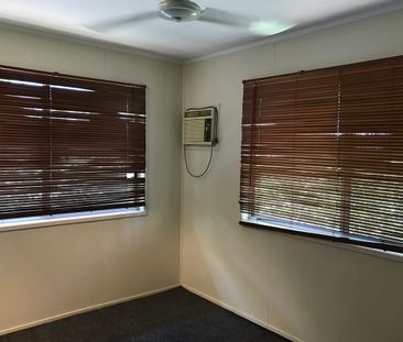 3 Bedroom, highset home - Photo 2