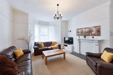 May Terrace, Plymouth, PL4 - Photo 5