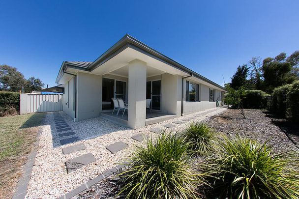 1 Onkaparinga Crescent, - Photo 1