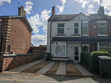 3 bedroom semi-detached house to rent - Photo 2