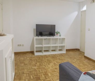 Fantastic double room in Paseo Delicias - Photo 2