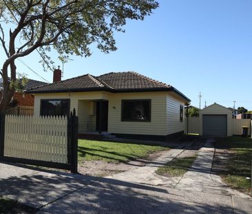 14 Eva Street, Clayton VIC 3168 - House For Rent | Domain - Photo 4