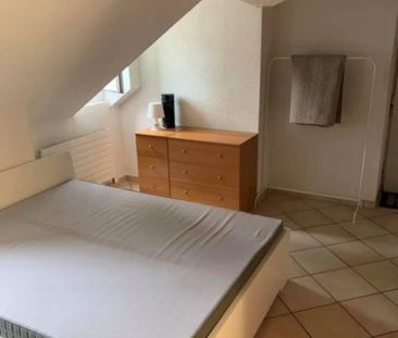 Studio au centre-ville de Neuchâtel, disponible immédiatement - Photo 2