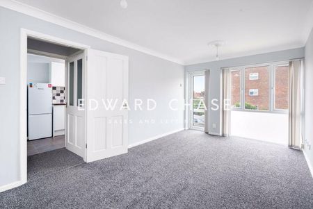 2 bedroom maisonette to rent - Photo 4