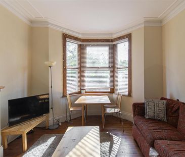 First Avenue, Heaton, Newcastle Upon Tyne - Photo 5