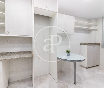 Apartment for rent on Avinguda Generalitat (Santa Coloma de Gramenet) - Photo 4