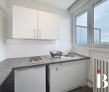 Location Appartement 1 pièce 24m² NANTES 44000 - Photo 3