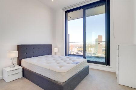 Great Eastern Road Stratford E15 - Photo 5